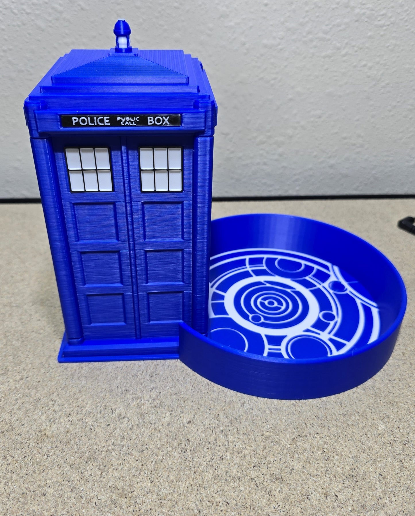 TARDIS Dice Tower with Gallifreyan Dice Catcher — 3D Printed Tabletop Accessory