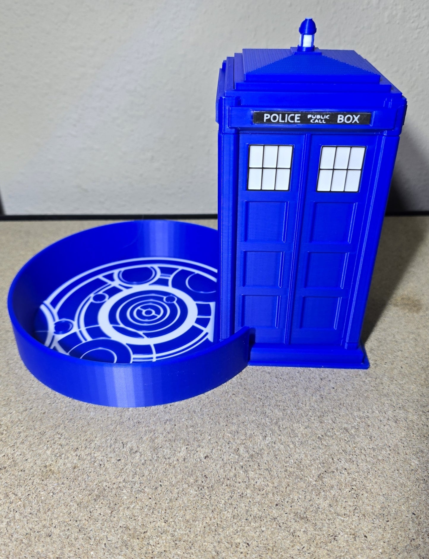 TARDIS Dice Tower with Gallifreyan Dice Catcher — 3D Printed Tabletop Accessory
